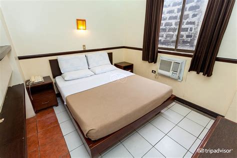 BACOLOD PENSION PLAZA $21 ($̶2̶6̶) .